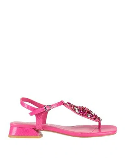 Luciano Barachini Woman Thong Sandal Fuchsia Size 7 Leather In Pink