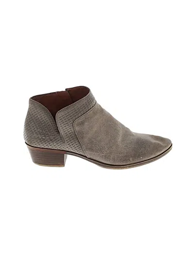 Pre-owned Lucky Brand Ankle Boots In Gray