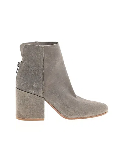Pre-owned Lucky Brand Ankle Boots In Gray