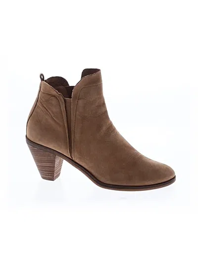 Pre-owned Lucky Brand Ankle Boots In Tan