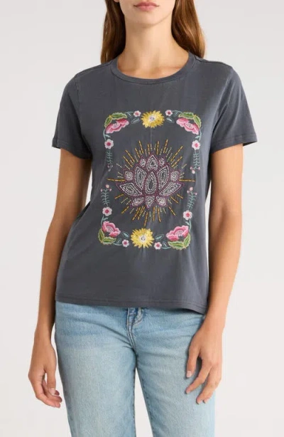 Lucky Brand Beaded Lotus Embroidered T-shirt In Gray