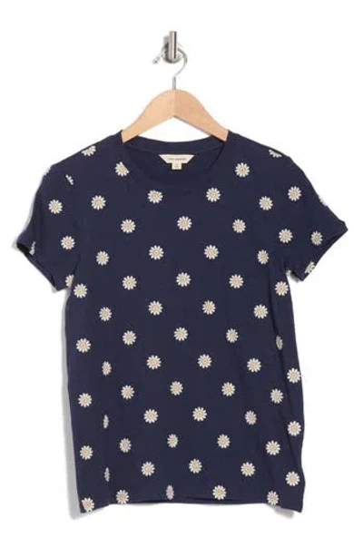 Lucky Brand Daisy All Over Embroidered Cotton Tee In Navy Combo