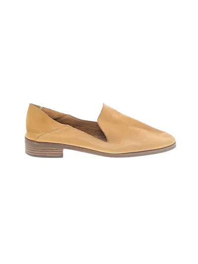 Pre-owned Lucky Brand Flats In Tan