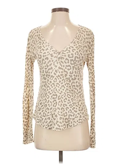 Pre-owned Lucky Brand Long Sleeve T-shirt In Ivory