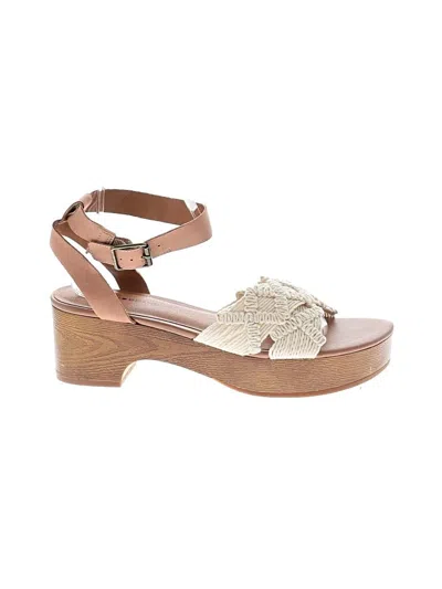 Pre-owned Lucky Brand Sandals In Tan