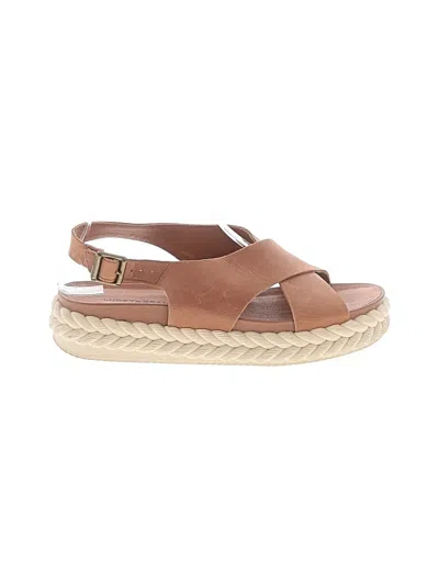 Pre-owned Lucky Brand Sandals In Tan