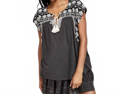 Lucky Brand Sleeveless Embroidery Blouse In Black