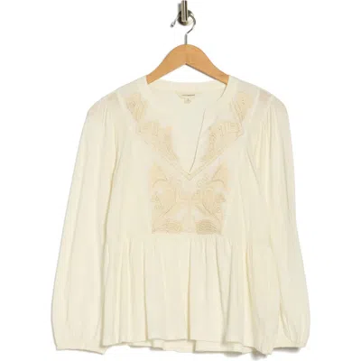 Lucky Brand Split Neck Peplum Top In White