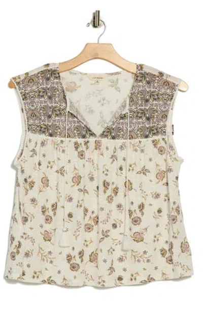 Lucky Brand Split Neck Sleeveless Top In Neutral