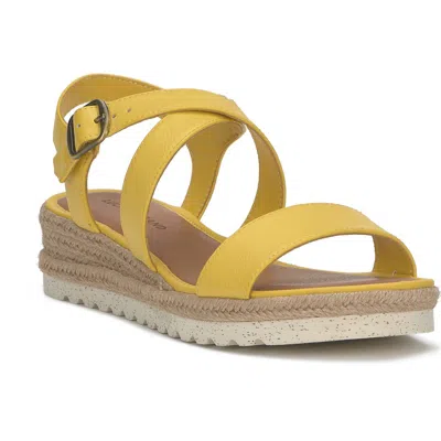 Lucky Brand Trianna Strappy Platform Sandal In Gold Rush