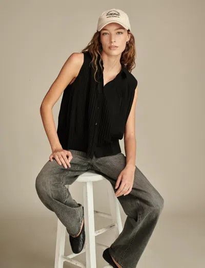 Lucky Brand Women's Sleeveless Micro Pleated Buttondown In Black