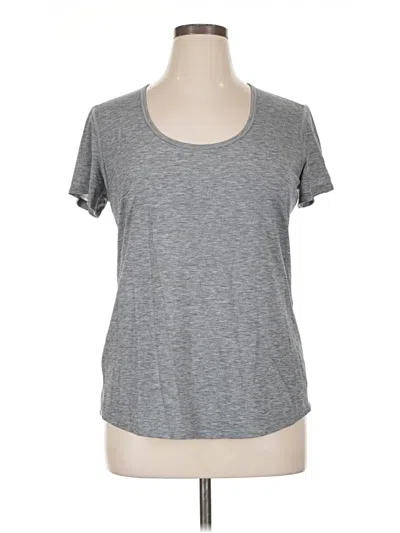 Pre-owned Lucy Active T-shirt In Gray