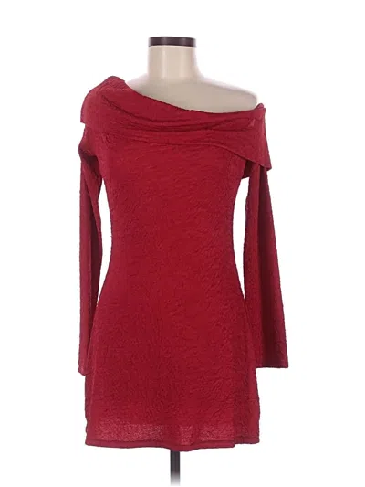 Pre-owned Lucy In The Sky 3/4 Sleeve Top Red One Shoulder Neckline Tops