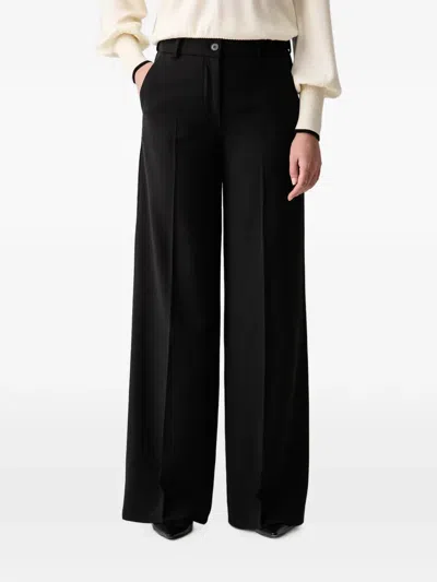 Luisa Spagnoli Pressed-crease Trousers In Black