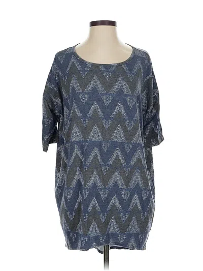 Pre-owned Lularoe 3/4 Sleeve T-shirt In Blue