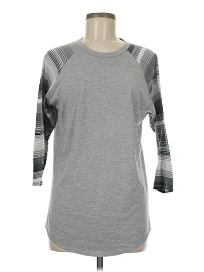 Pre-owned Lularoe 3/4 Sleeve T-shirt In Gray