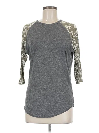 Pre-owned Lularoe 3/4 Sleeve T-shirt In Gray