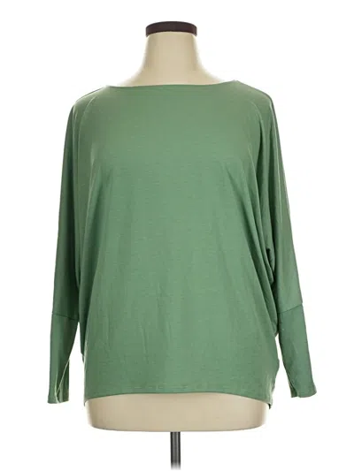 Pre-owned Lularoe 3/4 Sleeve T-shirt In Green