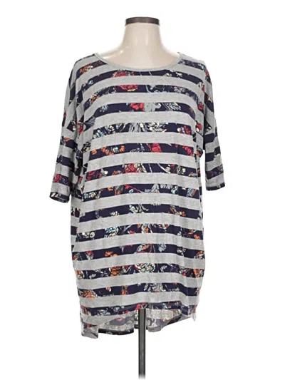 Pre-owned Lularoe 3/4 Sleeve T-shirt In Silver