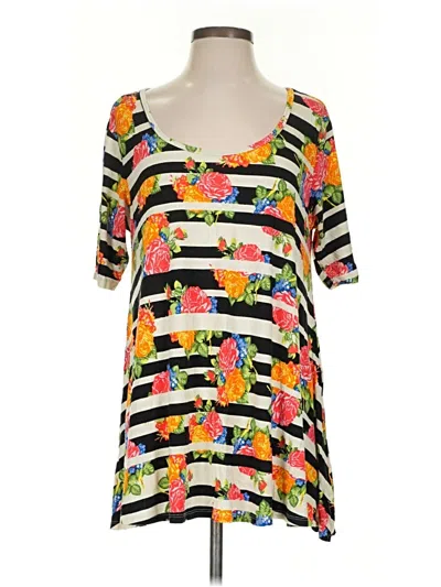 Pre-owned Lularoe 3/4 Sleeve T-shirt In Yellow