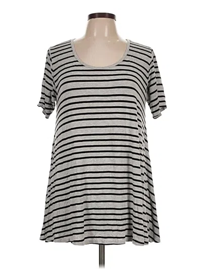 Pre-owned Lularoe Short Sleeve T-shirt In Gray