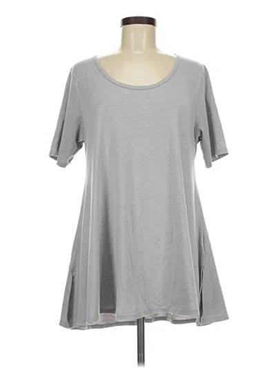 Pre-owned Lularoe Short Sleeve T-shirt In Gray