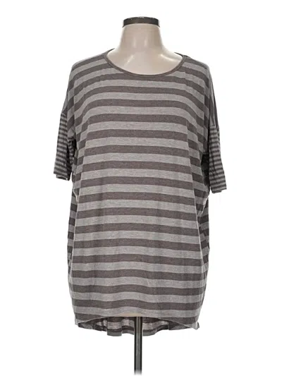 Pre-owned Lularoe Short Sleeve T-shirt In Gray