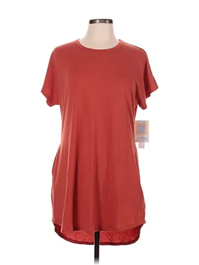 Pre-owned Lularoe Short Sleeve T-shirt In Red