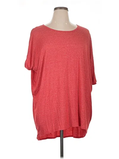 Pre-owned Lularoe Short Sleeve T-shirt In Red