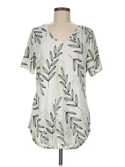 Pre-owned Lularoe Short Sleeve T-shirt In Silver