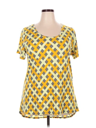 Pre-owned Lularoe Short Sleeve T-shirt In Yellow
