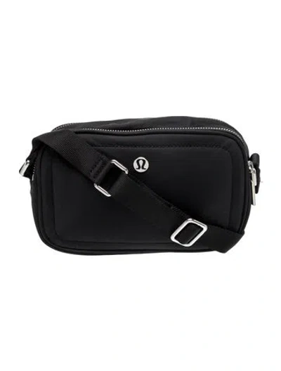 Pre-owned Lulu Guinness Nylon Crossbody Bag In Black