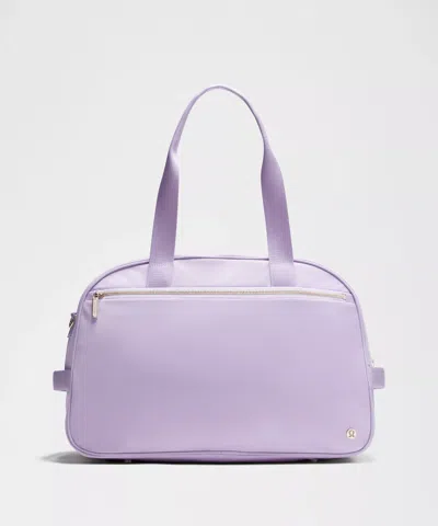 Lululemon - City Essentials Duffle Bag 28l - Purple/lavender Frost/gold