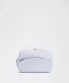 Lululemon - City Essentials Pouch 4l - Starch Blue