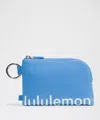 Lululemon - Clippable Card Pouch - Blue/pool Party/white