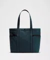 Lululemon Daily Multi-pocket Tote Bag 20l