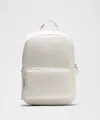 Lululemon - Everywhere Backpack 22l  - White,neutral/light Ivory/sheer Oak/gold