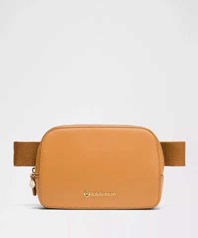 Lululemon Everywhere Belt Bag 1l Leather Alternative