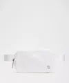 Lululemon - Everywhere Belt Bag Mini - White,neutral