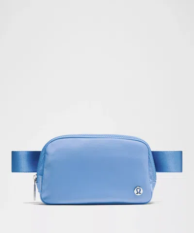 Lululemon - Everywhere Belt Bag With Long Strap 1l - Blue/pool Party