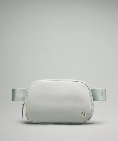 Lululemon Everywhere Belt Bag With Long Strap 1l