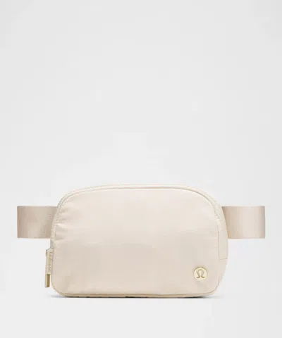 Lululemon - Everywhere Belt Bag With Long Strap 1l - White/light Ivory