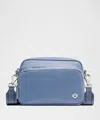 LULULEMON LULULEMON - EVERYWHERE CROSSBODY BAG 2L  - BLUE/WASHED DENIM/SILVER