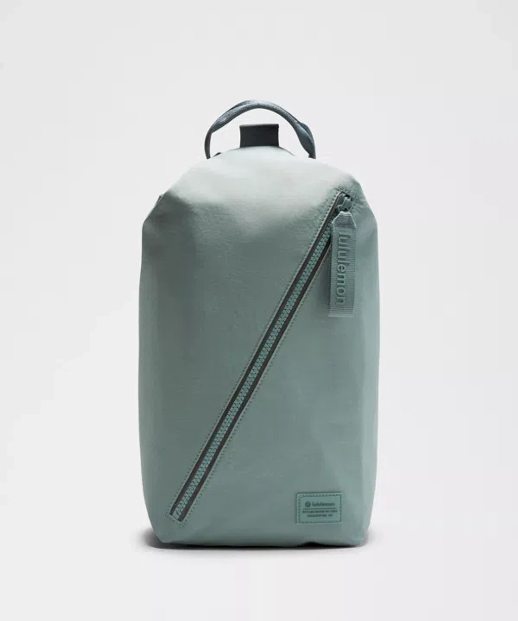 lululemon ルルレモン　Fast track bag 2.0 10L Fast Track Bag 2.0 10L | Men's Bags,Purses,Wallets | lululemon