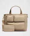 Lululemon - Multi-pocket Tote Bag 19.5l - Khaki,neutral/warm Ash Grey/sheer Oak/crater Blue