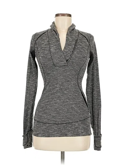 Pre-owned Lululemon Athletica Active T-shirt In Gray