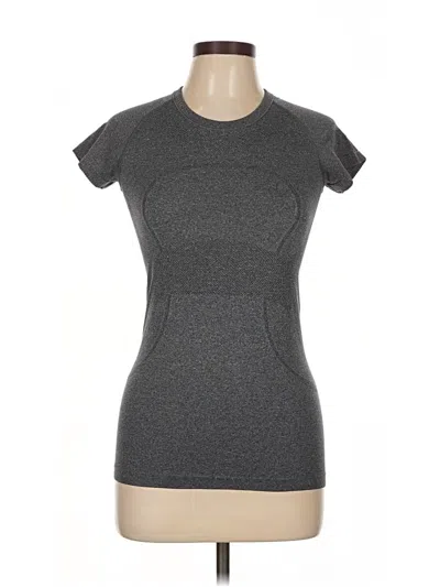 Pre-owned Lululemon Athletica Active T-shirt In Gray