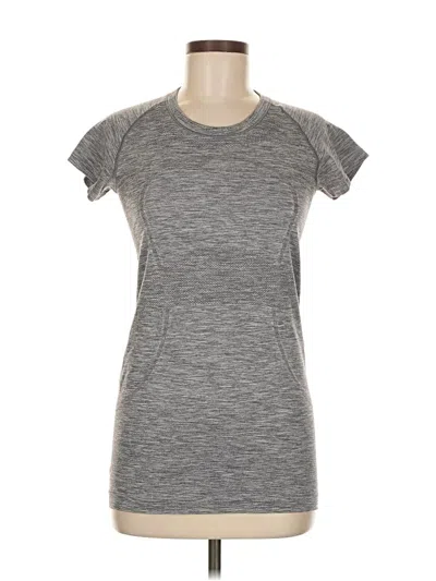 Pre-owned Lululemon Athletica Active T-shirt In Gray