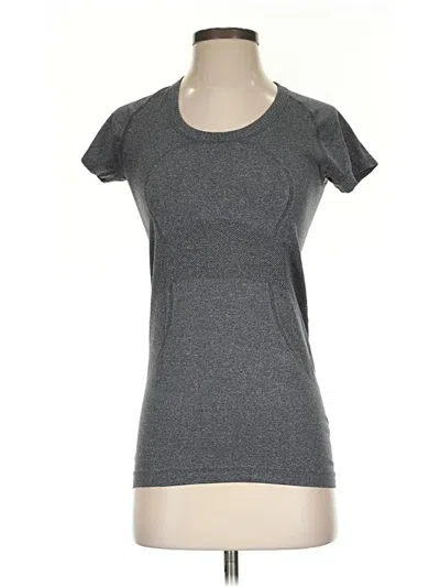 Pre-owned Lululemon Athletica Active T-shirt In Gray