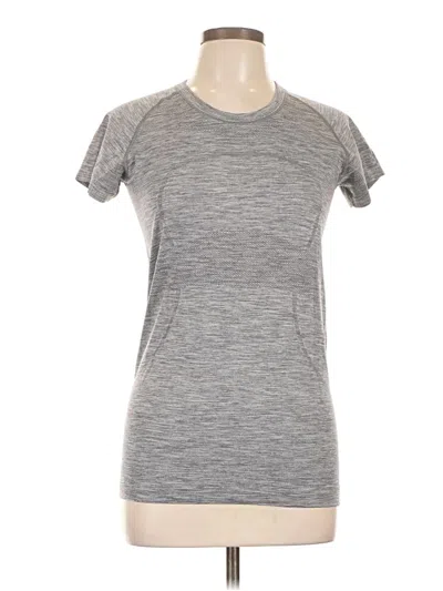 Pre-owned Lululemon Athletica Active T-shirt In Gray